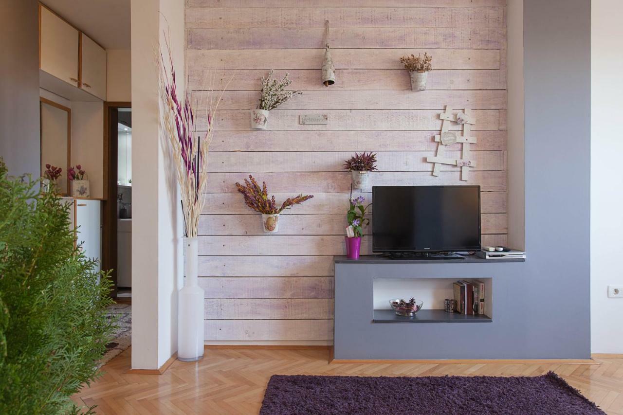 Violet Apartment สโกเปีย ภายนอก รูปภาพ